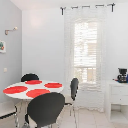 Vera Apartment *